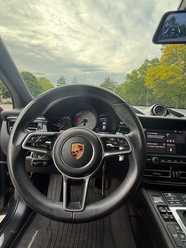 2020 Porsche Maccan