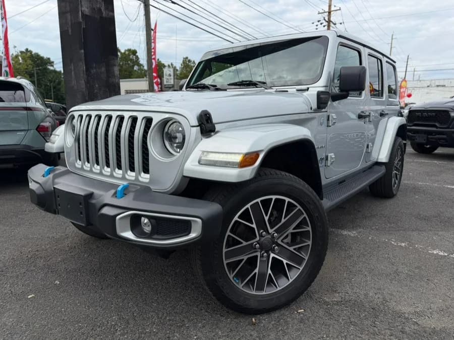 Jeep Wrangler 4xe Sahara 4x4