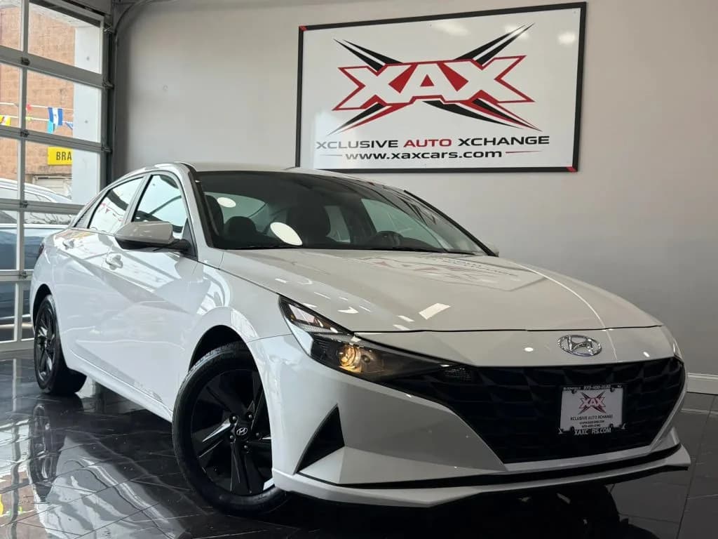 2022 HYUNDAI ELANTRA