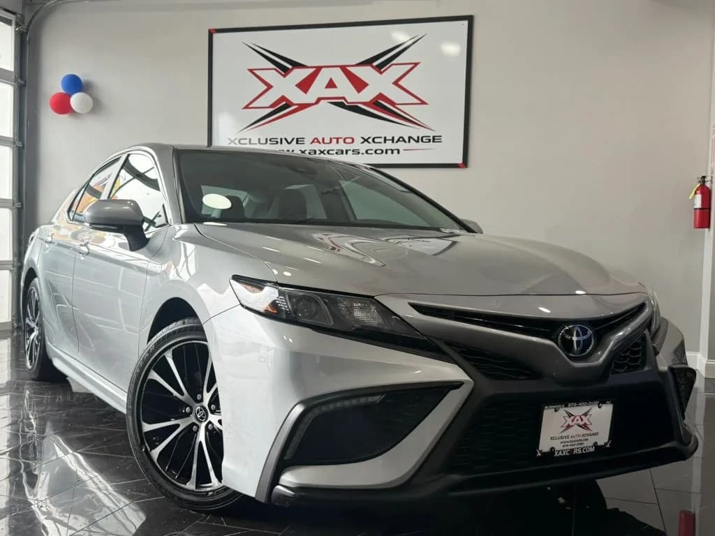 2024 TOYOTA CAMRY